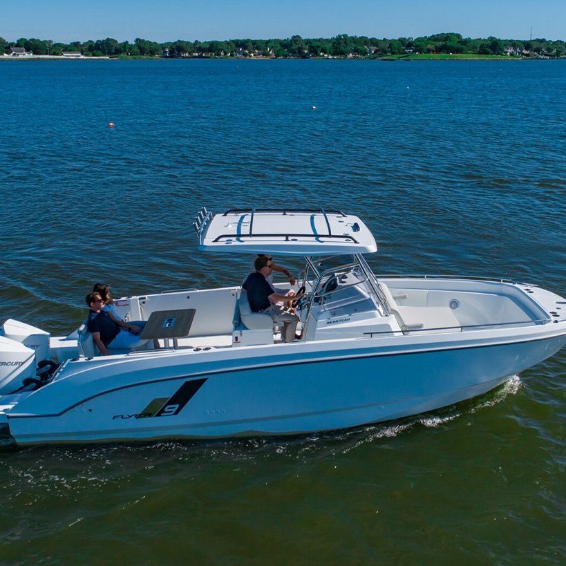 Beneteau Flyer Spacedeck 9