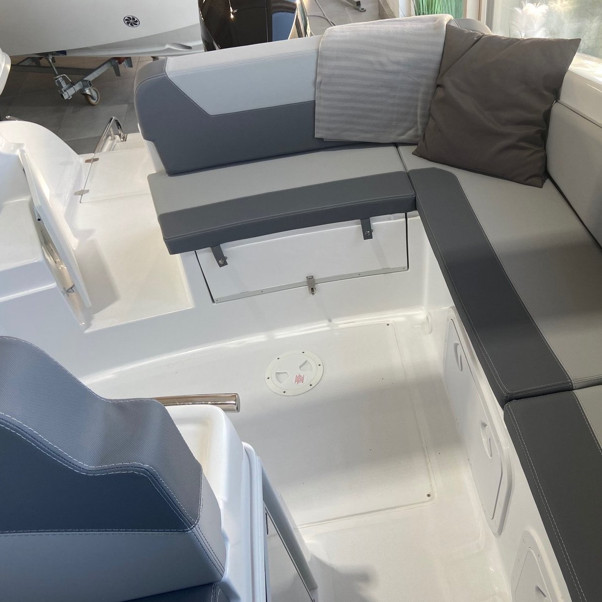 Cockpit Saver 650