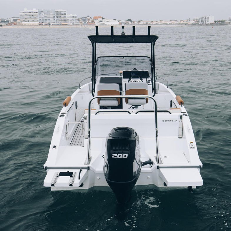 Beneteau Flyer Spacedeck 7