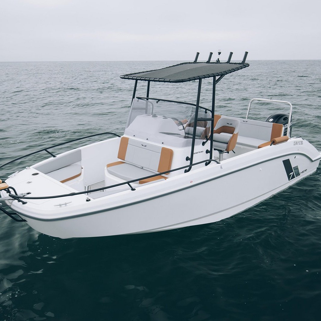 Beneteau Flyer Spacedeck 7