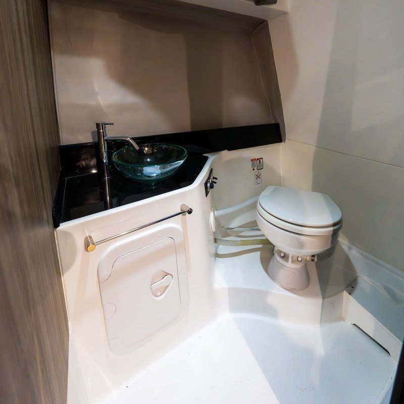 Saver 870 Cabin Toilette