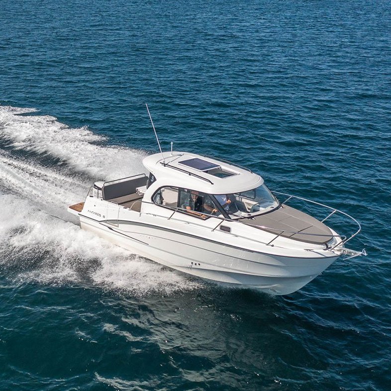 Beneteau Antares 8 OB"