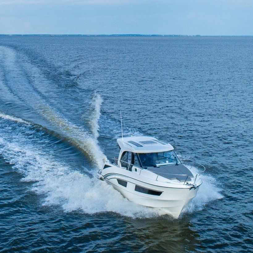 Beneteau Antares 9